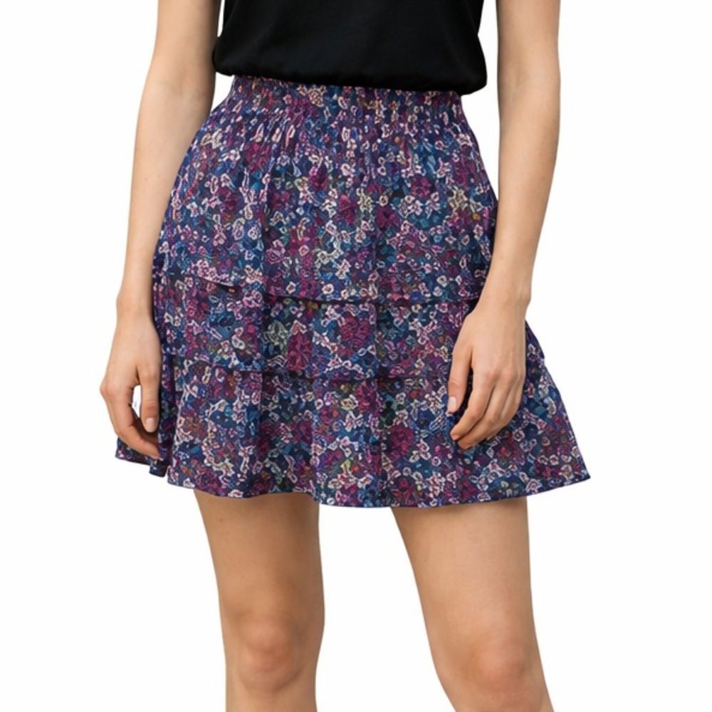 Kendall & Kylie Floral Mini Skirt in Blue and Red Sz M Skater Beach Cottage Boho